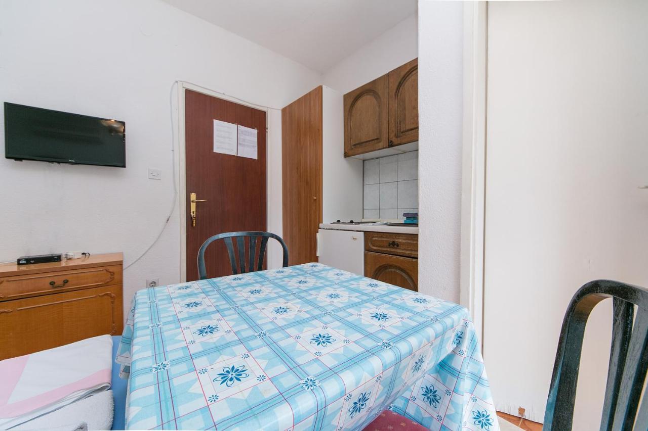 Apartments With A Parking Space Baska Voda, Makarska - 6773 المظهر الخارجي الصورة