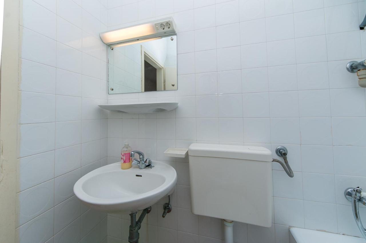 Apartments With A Parking Space Baska Voda, Makarska - 6773 الغرفة الصورة