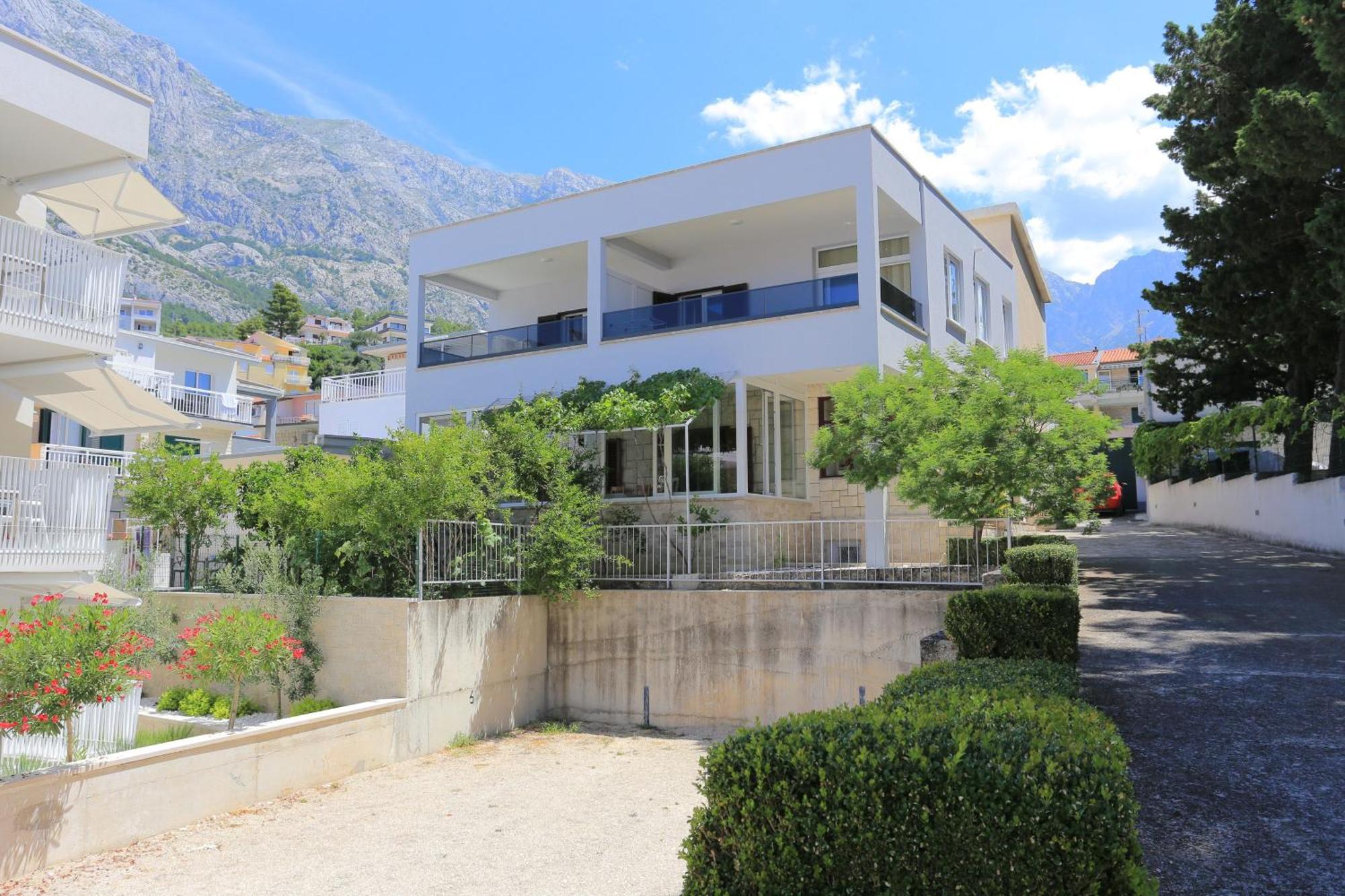 Apartments With A Parking Space Baska Voda, Makarska - 6773 المظهر الخارجي الصورة